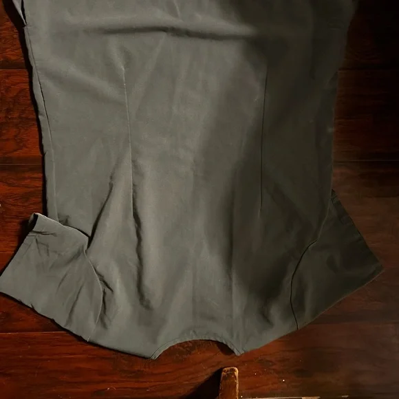 Figs Charcoal Sage technical Scrubs Top and Pant Woman’s Large - Picture 5 of 12